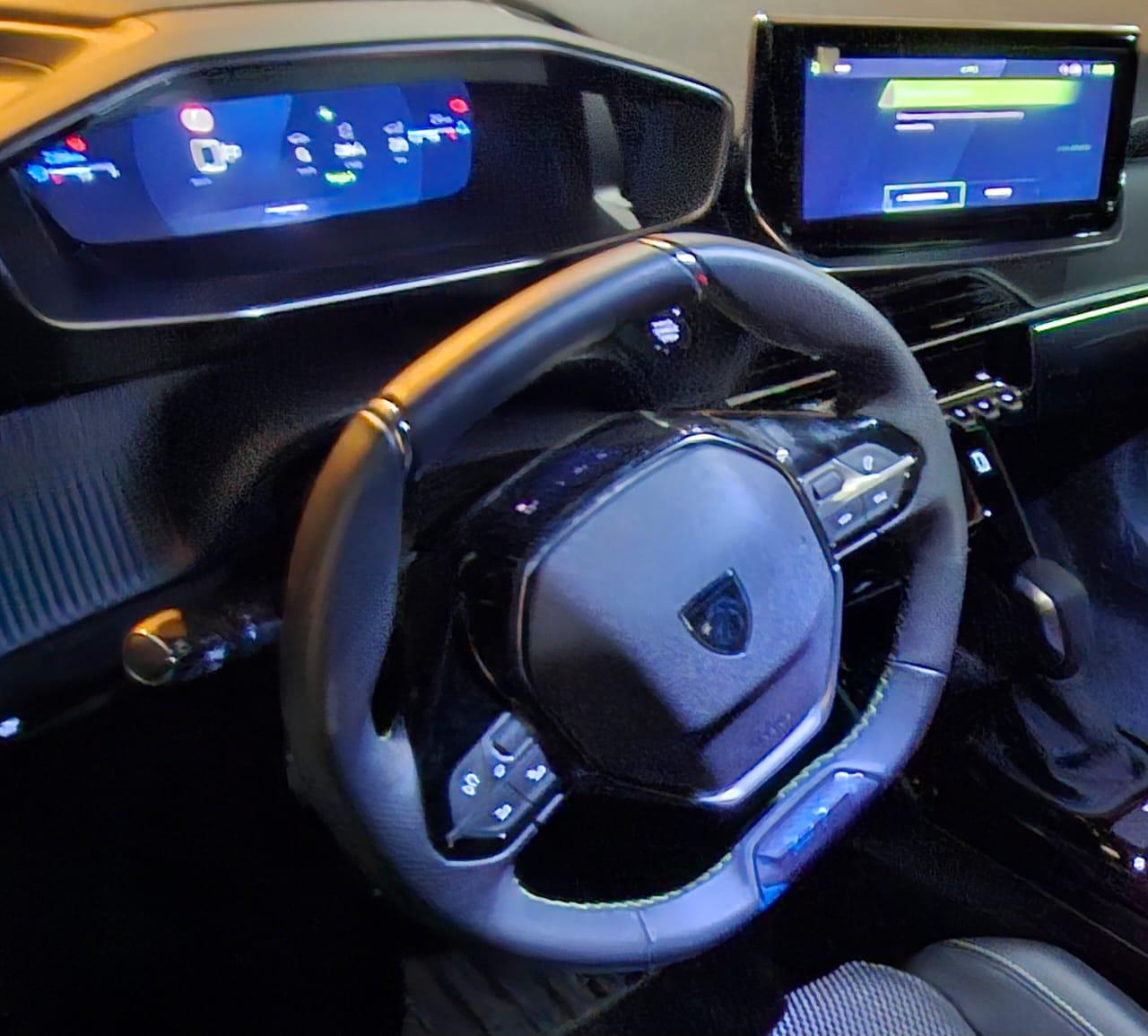 Peugeot 2008 1.2 PureTech 130 CV EAT8 GT Line – 2024 - Imagen 10