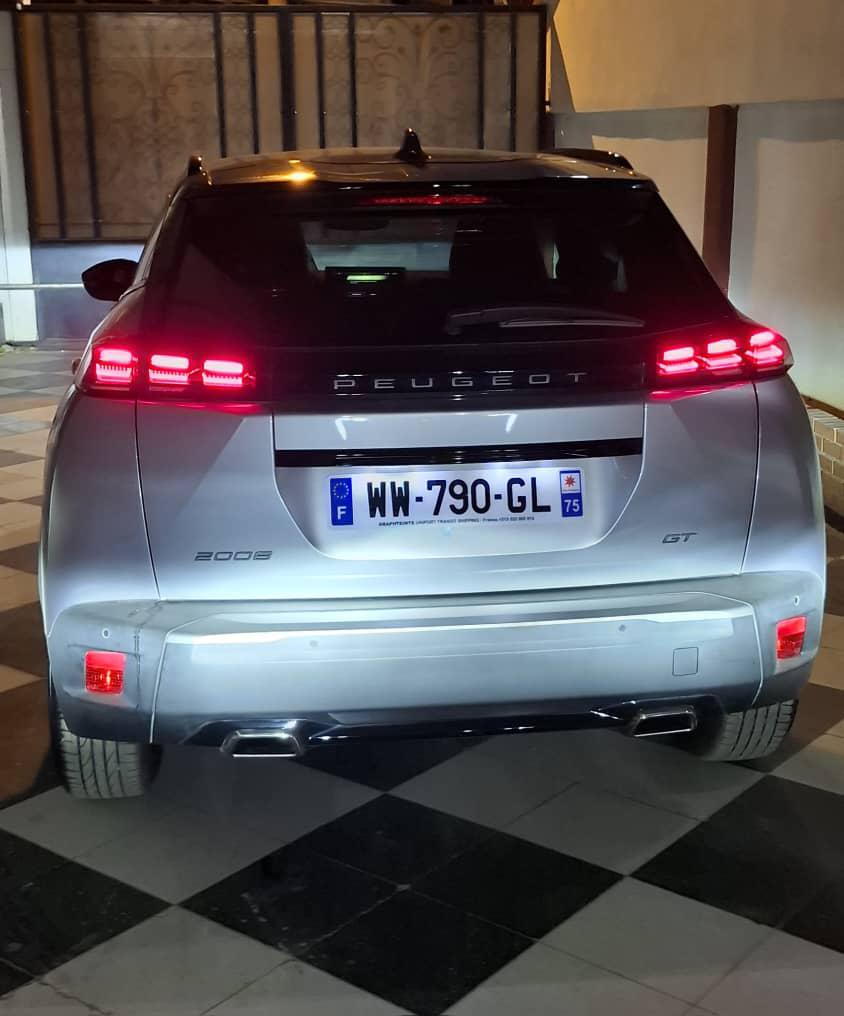 Peugeot 2008 1.2 PureTech 130 CV EAT8 GT Line – 2024 - Imagen 14