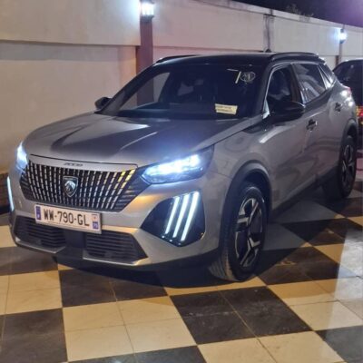 Peugeot 2008 1.2 PureTech 130 CV EAT8 GT Line – 2024