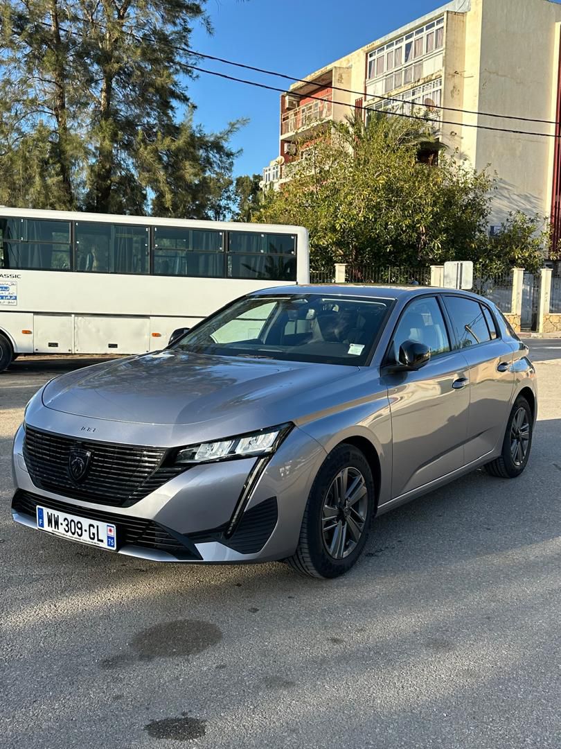 Peugeot 308 BlueHDi 130 EAT8 (P5, 2.0 Diésel, Automático 8 Velocidades)