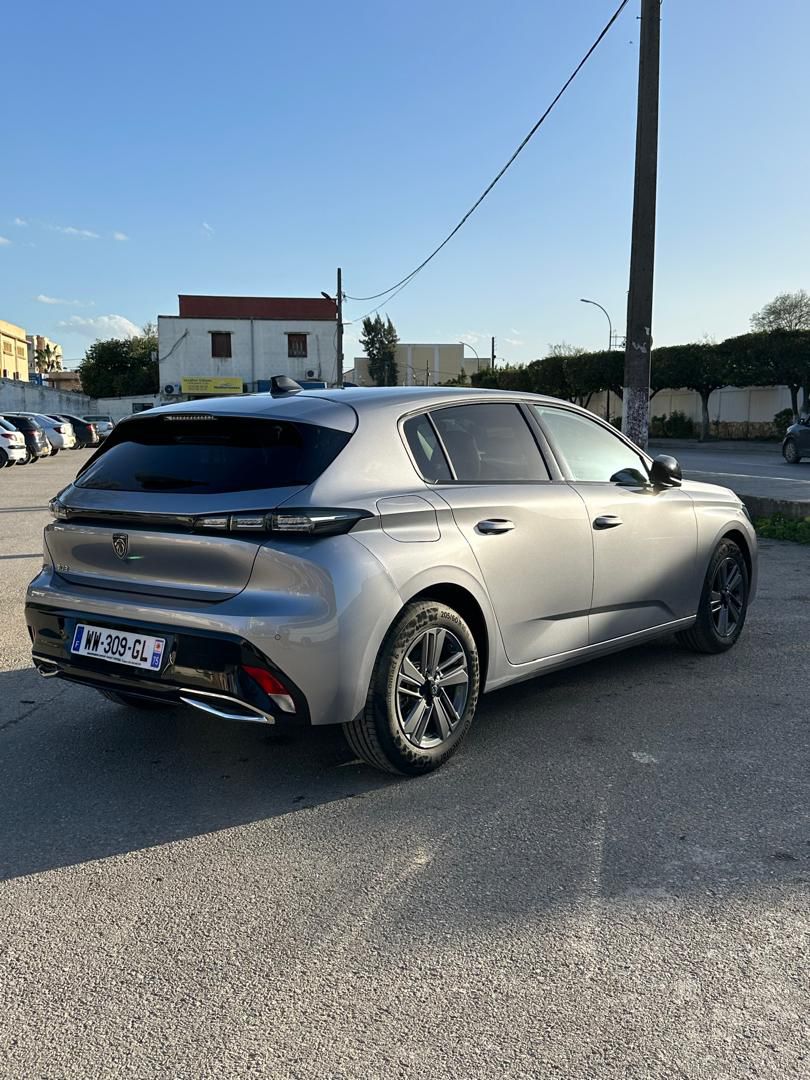 Peugeot 308 BlueHDi 130 EAT8 (P5, 2.0 Diésel, Automático 8 Velocidades) - Imagen 15