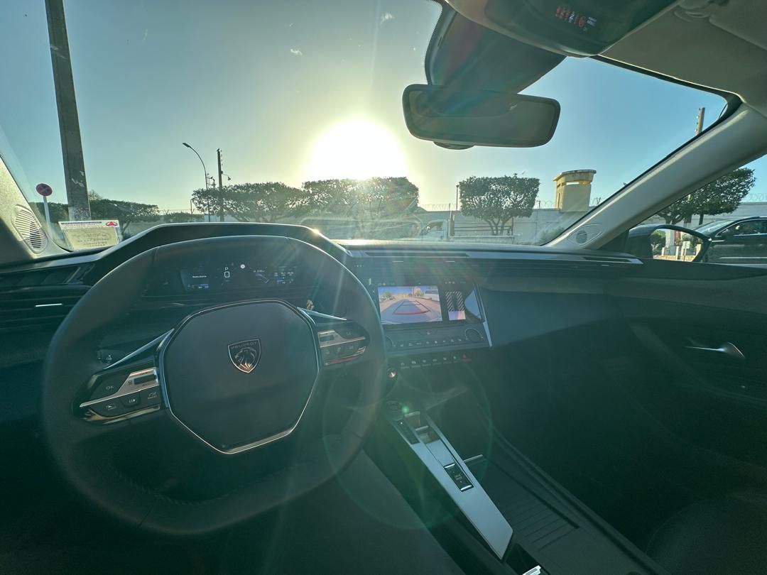 Peugeot 308 BlueHDi 130 EAT8 (P5, 2.0 Diésel, Automático 8 Velocidades) - Imagen 4